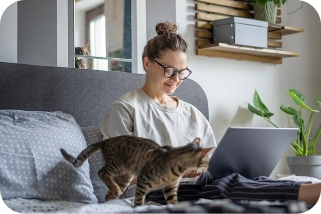 Çalışanlarınızın yetkinliğini ve bağlılığını artırır.